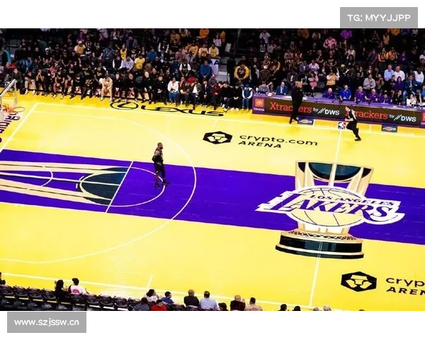 NBA赛场外的靓丽风景,怪不得男朋友这么爱看比赛,真的好看! NBA赛场外的靓丽风景,怪不得男朋友这么爱看比赛,真的好看!